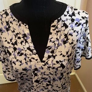 The Avenue v neck print blouse with short flutter sleeves